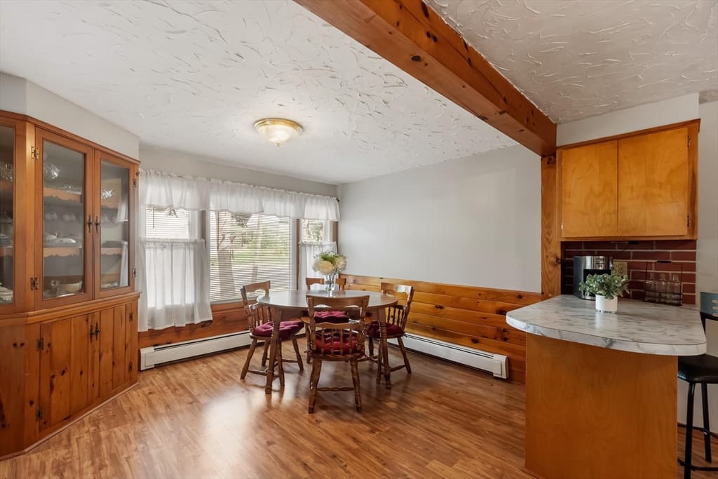 164 Coleman St, Gardner MA 01440 photo 6