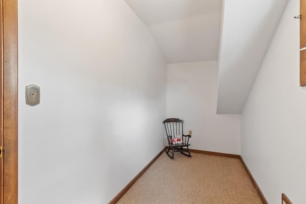 164 Coleman St, Gardner MA 01440 photo 20
