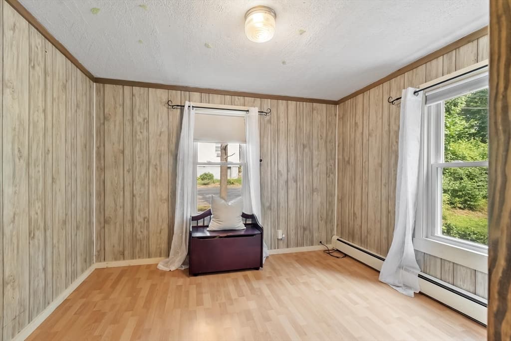 164 Coleman St, Gardner MA 01440 photo 18