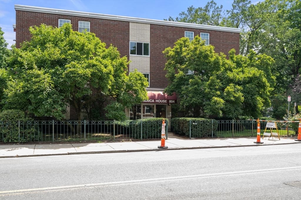 804 Centre Street # 8, Boston MA 02130 photo 20