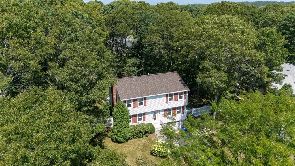 10 Pinehurst Dr, Bourne MA 02532 photo 2