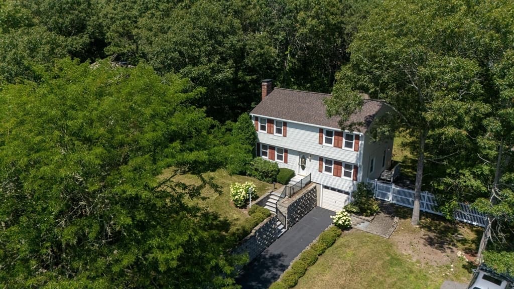 10 Pinehurst Dr, Bourne MA 02532 photo 3