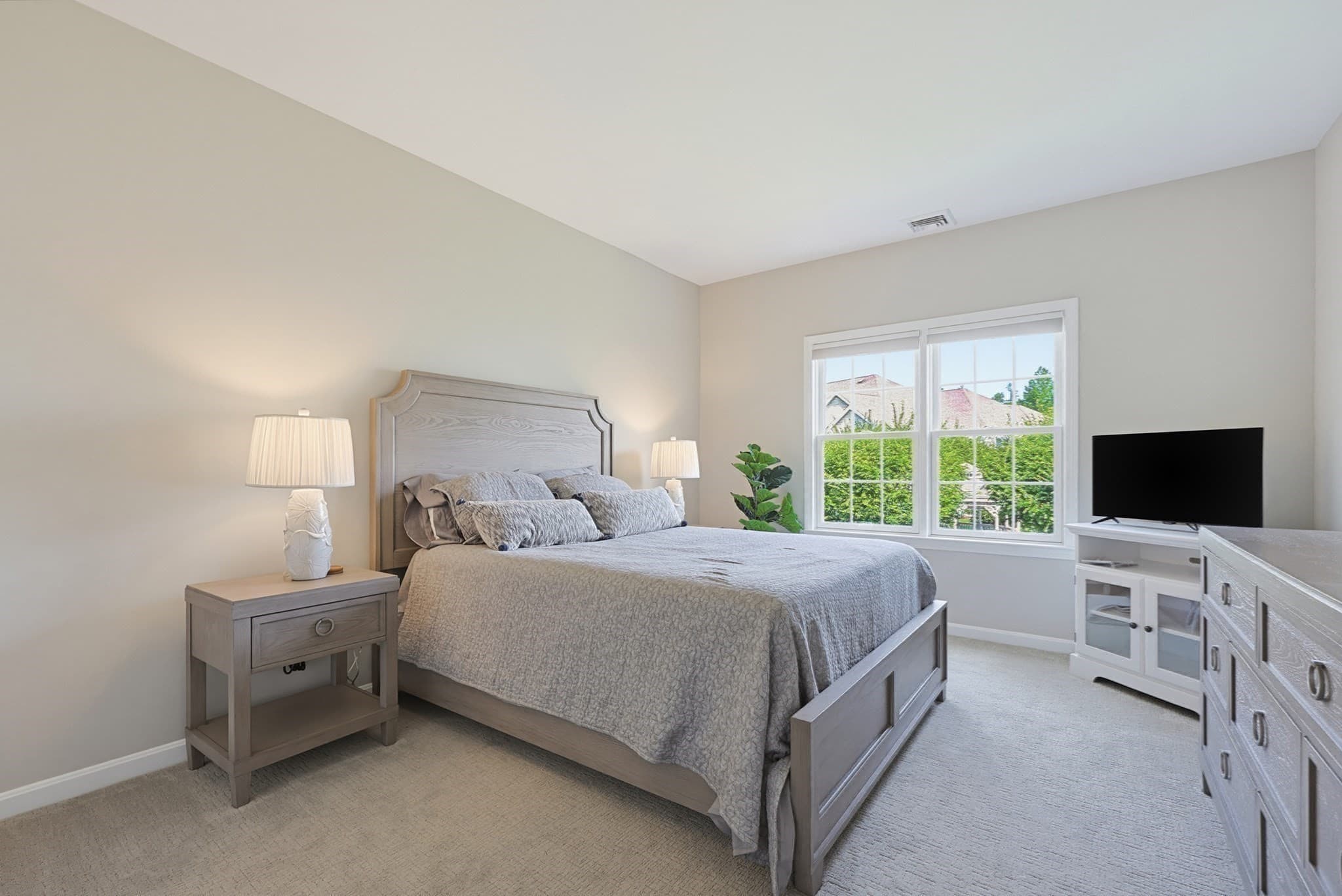 Condominium at 631 East Street # C202, Mansfield MA 02048, Mansfield, photo 20 of 35