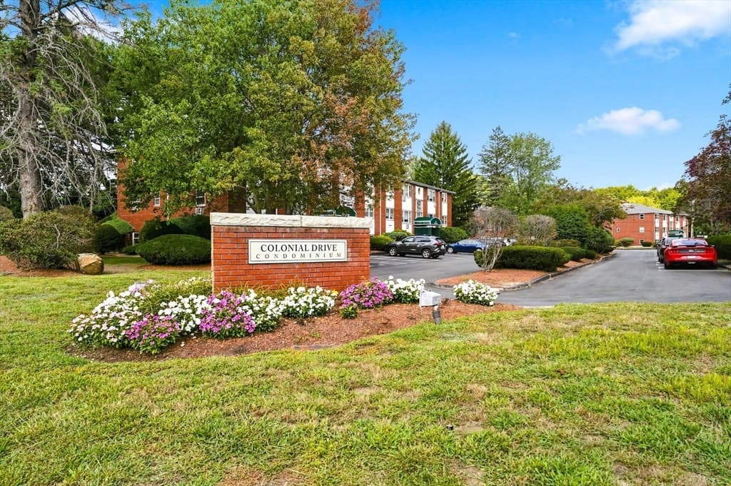 Condominium at 1 Colonial Dr # 8, Andover MA 01810, Andover, photo 2 of 32