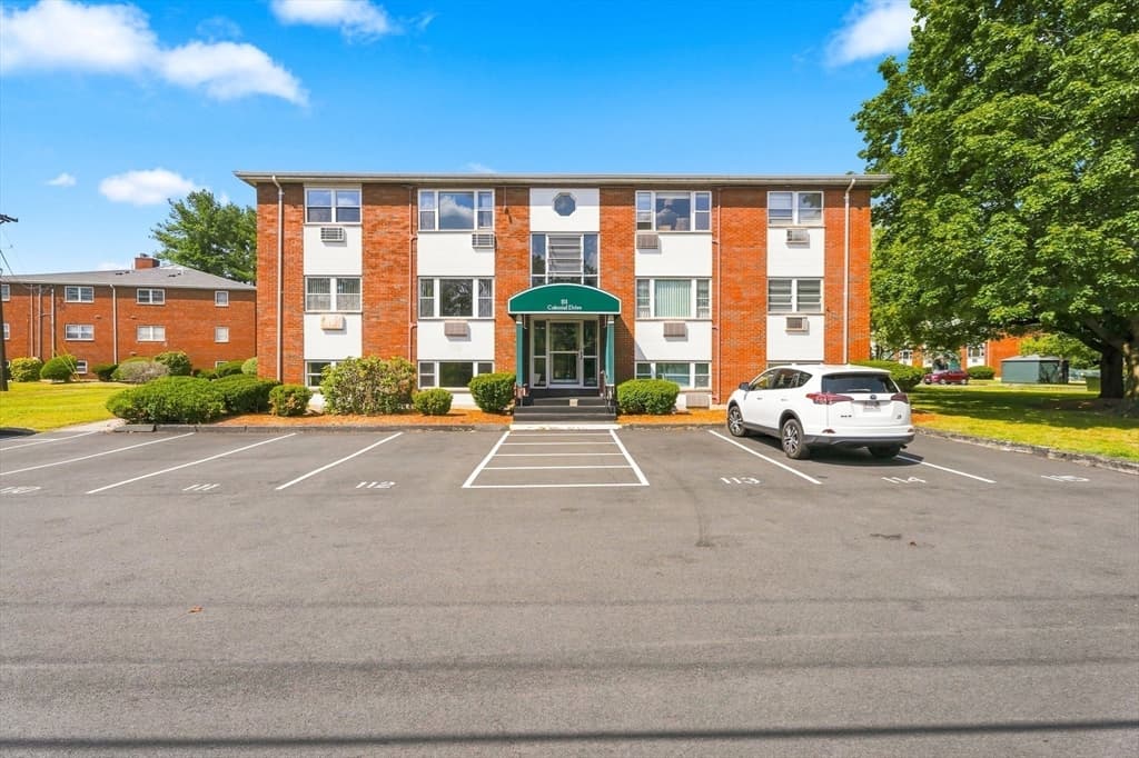 Condominium at 1 Colonial Dr # 8, Andover MA 01810, Andover, photo 22 of 32