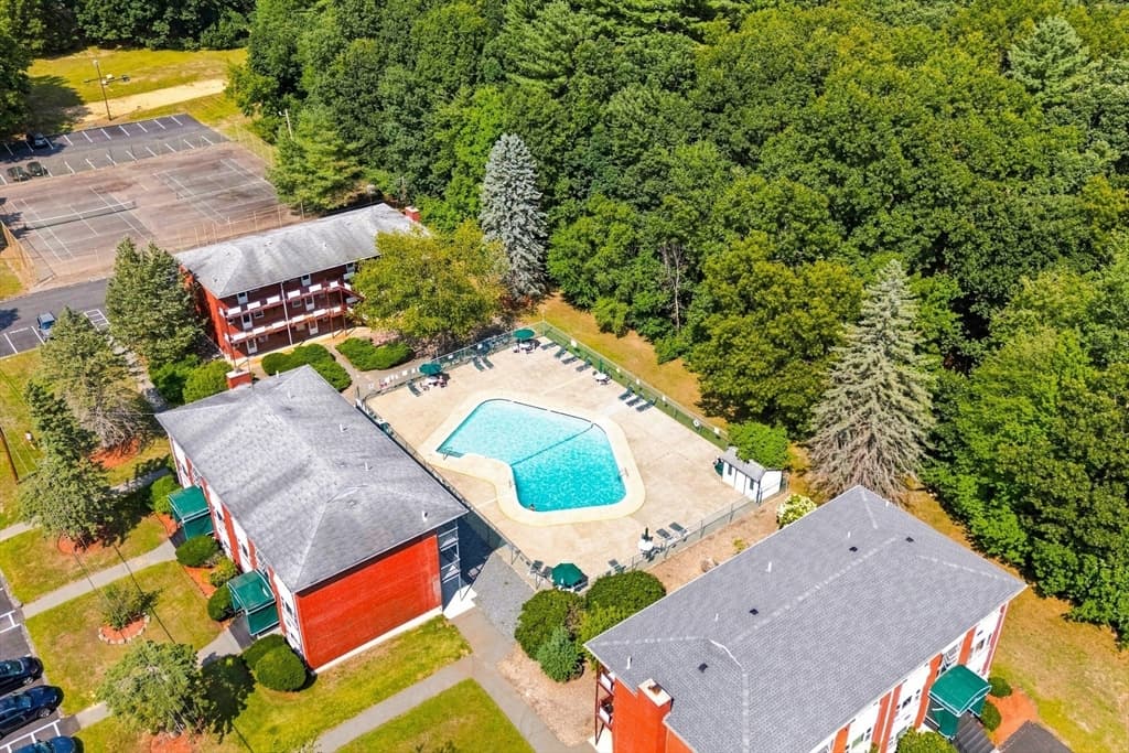 Condominium at 1 Colonial Dr # 8, Andover MA 01810, Andover, photo 19 of 32