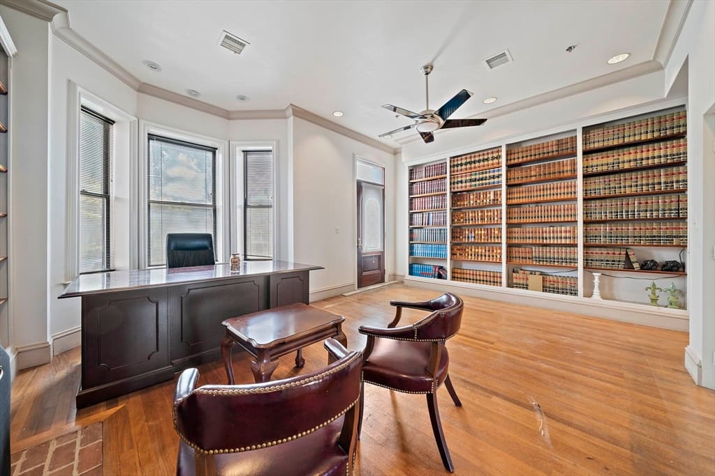 97-99 Court St, Plymouth MA 02360 photo 9