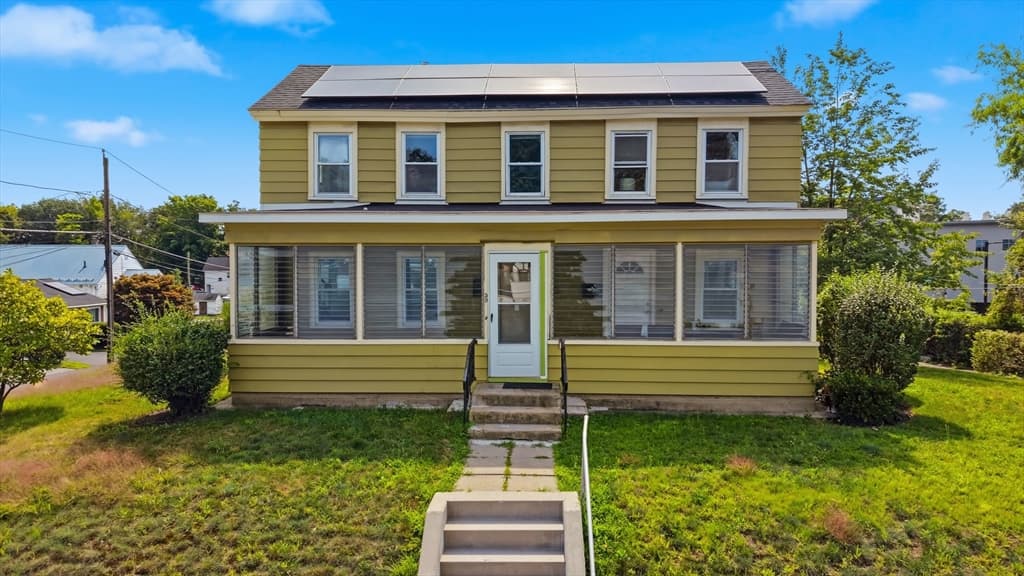 59 Lancaster St, Leominster MA 01453