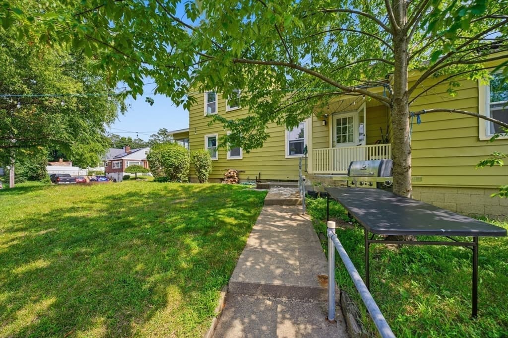 59 Lancaster St, Leominster MA 01453 photo 35