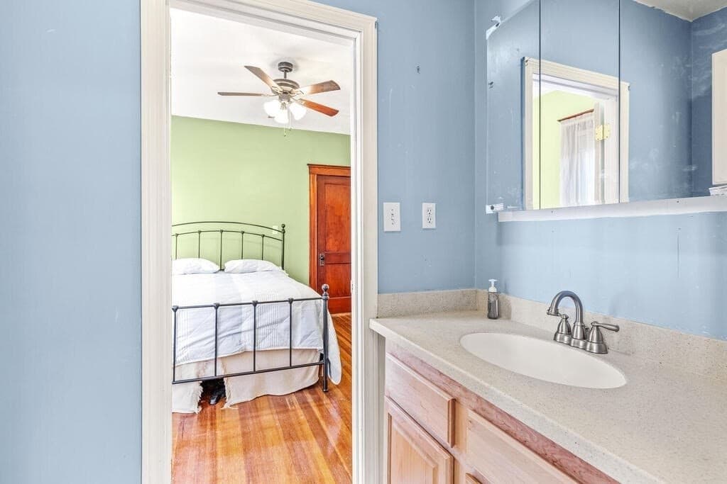 21 Washburn Ave # 2, Cambridge MA 02140 photo 12