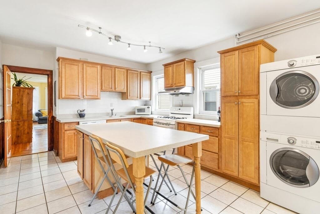 21 Washburn Ave # 2, Cambridge MA 02140 photo 7