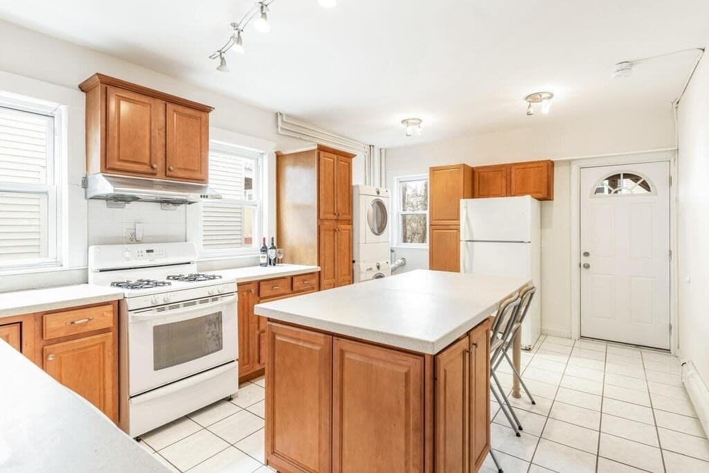 21 Washburn Ave # 2, Cambridge MA 02140 photo 9