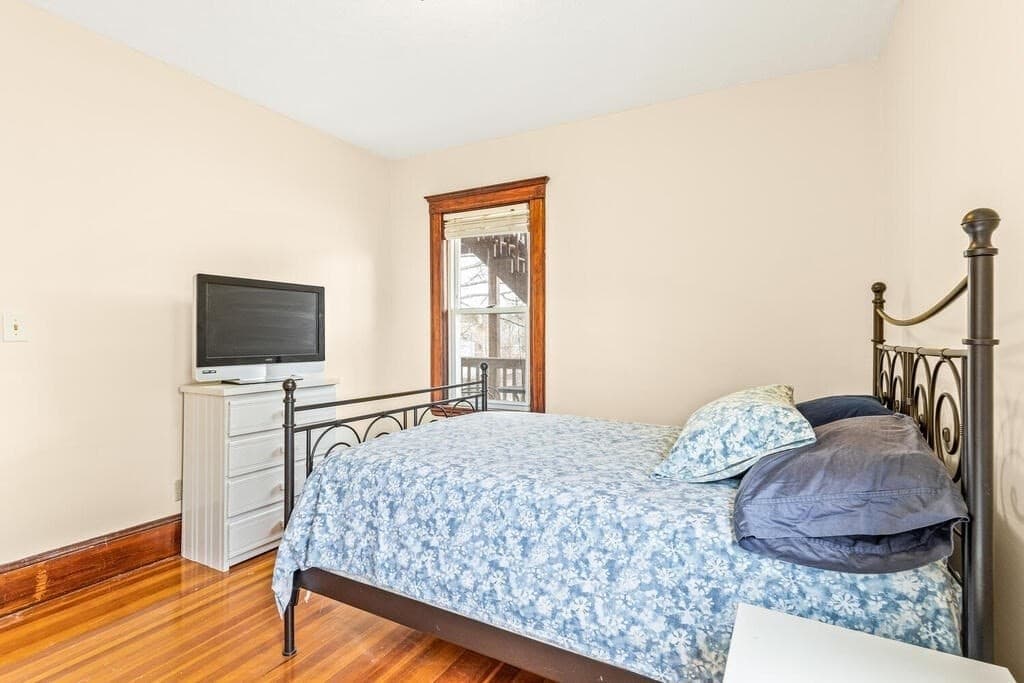 21 Washburn Ave # 2, Cambridge MA 02140 photo 11