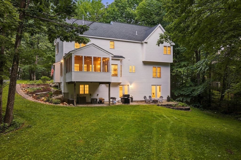 14 Whittier Drive, Bedford NH 03304 photo 40