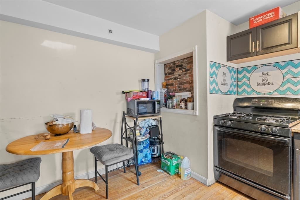 122 Winthrop St, Taunton MA 02780 photo 27