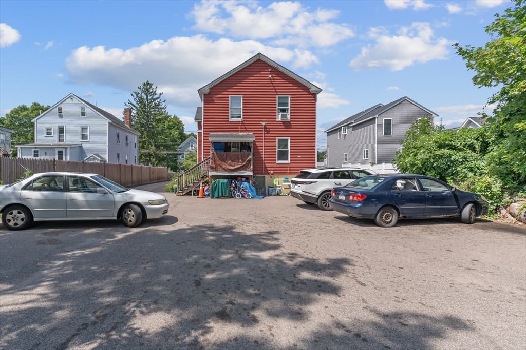 122 Winthrop St, Taunton MA 02780 photo 6