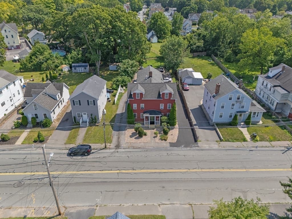 122 Winthrop St, Taunton MA 02780 photo 9