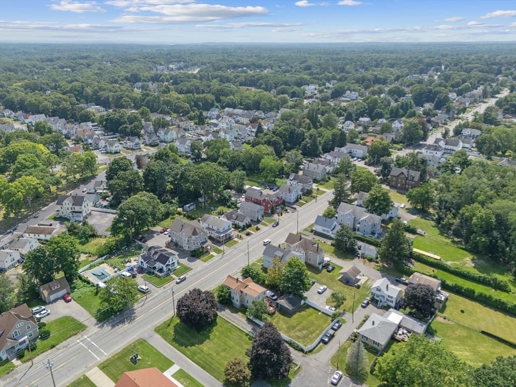 122 Winthrop St, Taunton MA 02780 photo 14