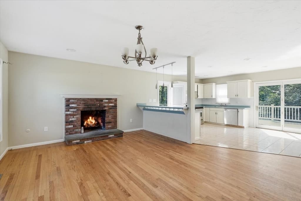 55 Vfw Drive, Rockland MA 02370 photo 4