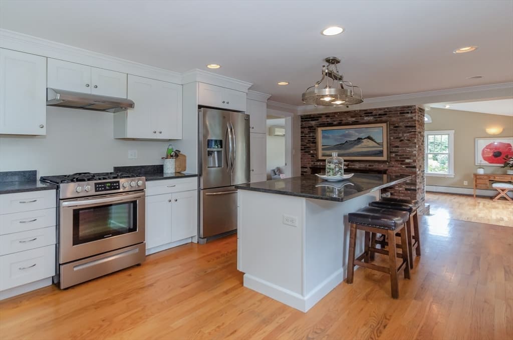 Single Family Residence at 19 Register Rd, Marion MA 02738, Marion, photo 7 of 35