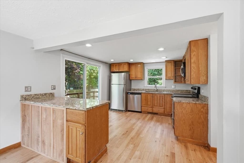 106 Bourne Rd, Plymouth MA 02360 photo 13