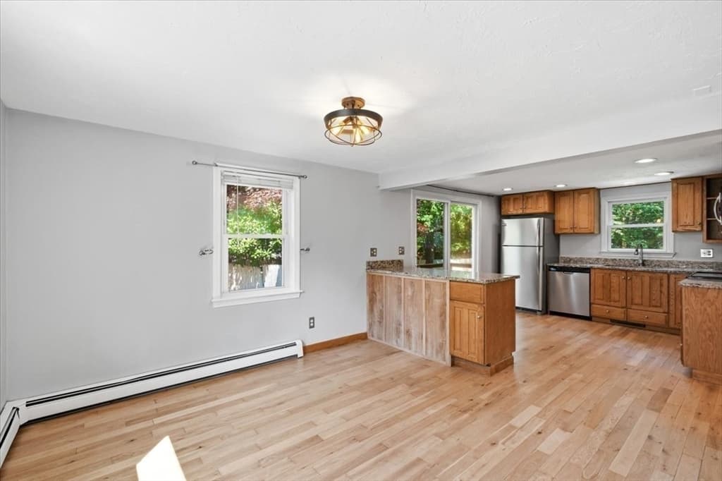 106 Bourne Rd, Plymouth MA 02360 photo 11