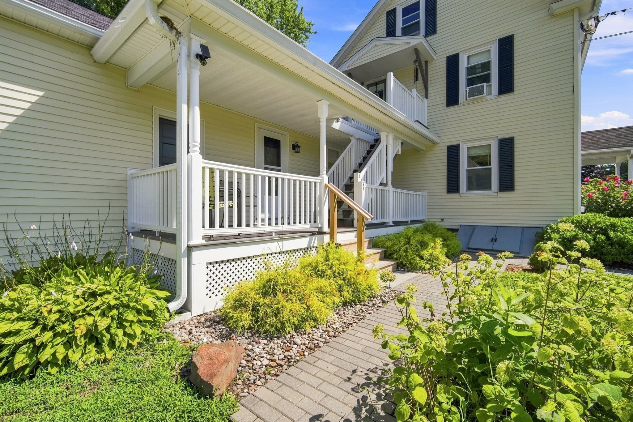 2 Family - 2 Units Up/Down at 98 Stockbridge Rd, Hadley MA 01002, photo 2 of 42