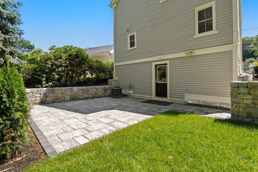613 Grove St # 613, Newton MA 02462 photo 13