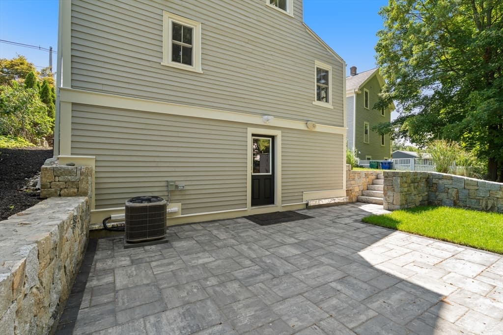 613 Grove St # 613, Newton MA 02462 photo 12