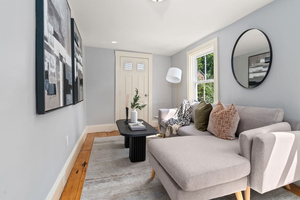 613 Grove St # 613, Newton MA 02462 photo 3