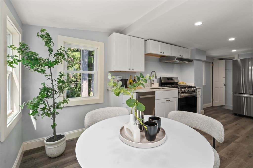 613 Grove St # 613, Newton MA 02462 photo 5