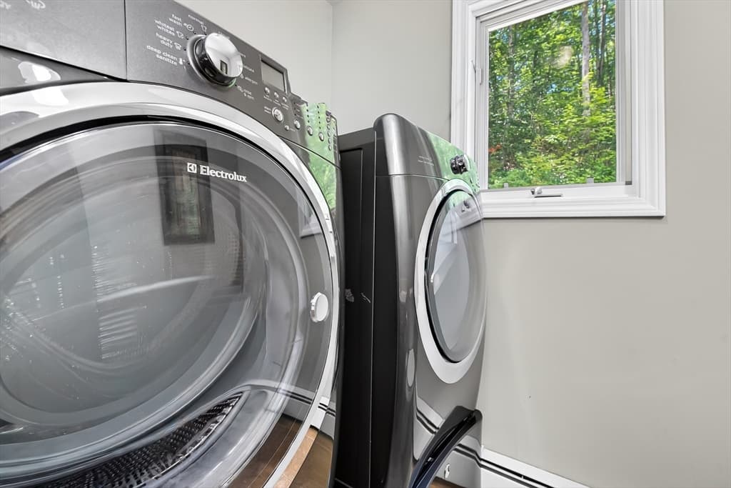 Single Family Residence at 170 Queen Lake Rd, Phillipston MA 01331, Phillipston, photo 14 of 42