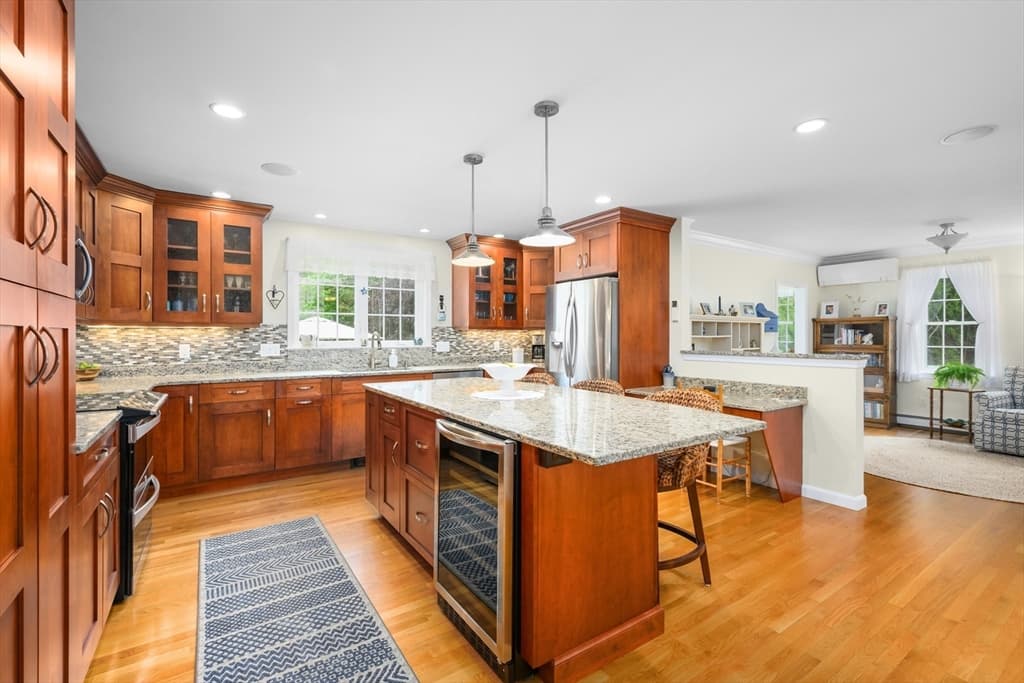 91 Williston Road, Bourne MA 02562 photo 8