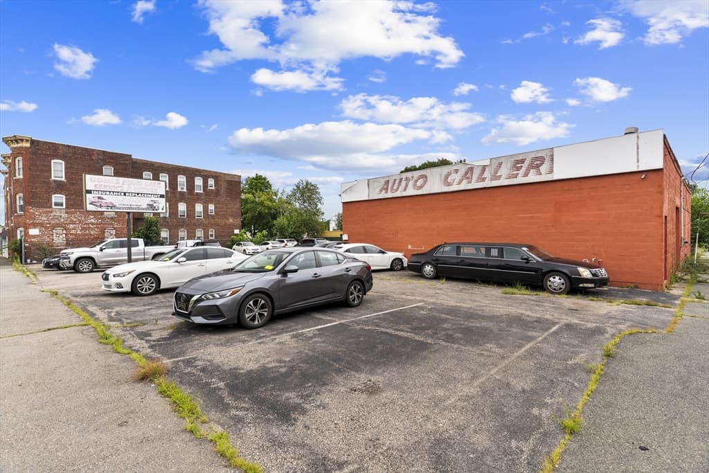 187 N Main St, Brockton MA 02301