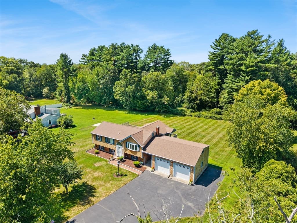 360 W Washington St, Hanson MA 02341 photo 6