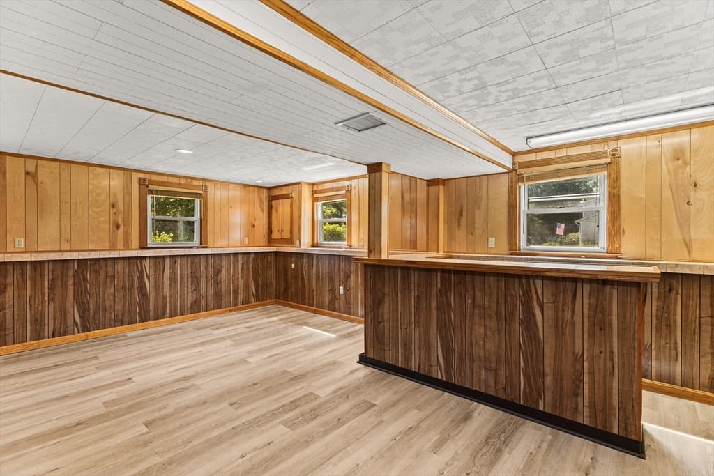 360 W Washington St, Hanson MA 02341 photo 37