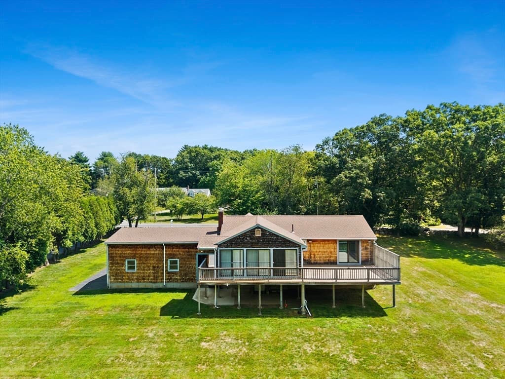 360 W Washington St, Hanson MA 02341 photo 8