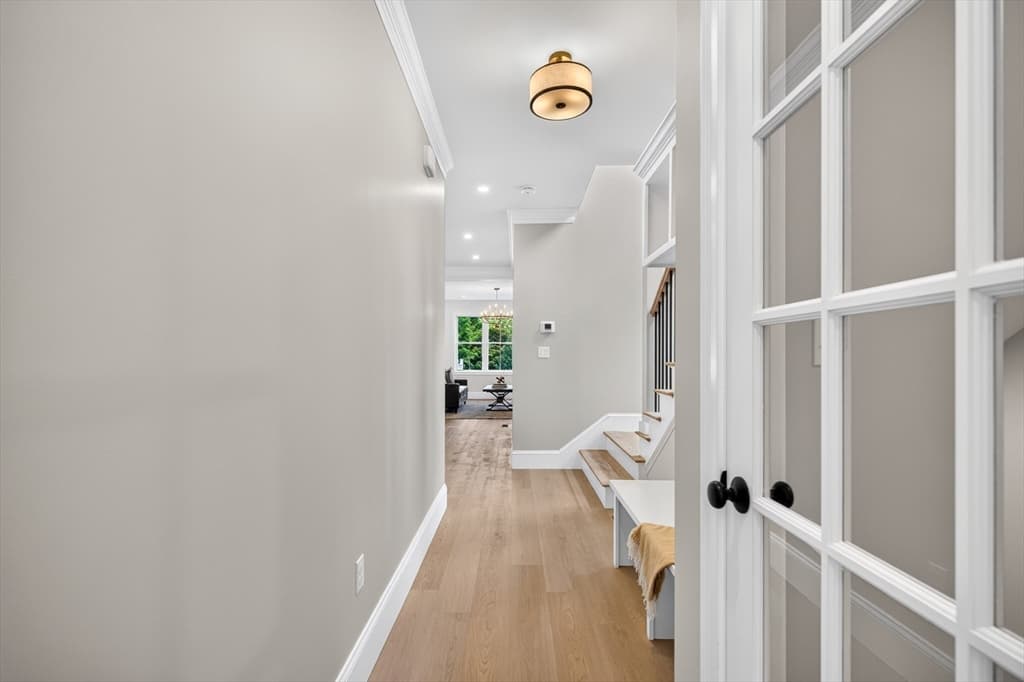 15 Milner Street, Waltham MA 02453 photo 5