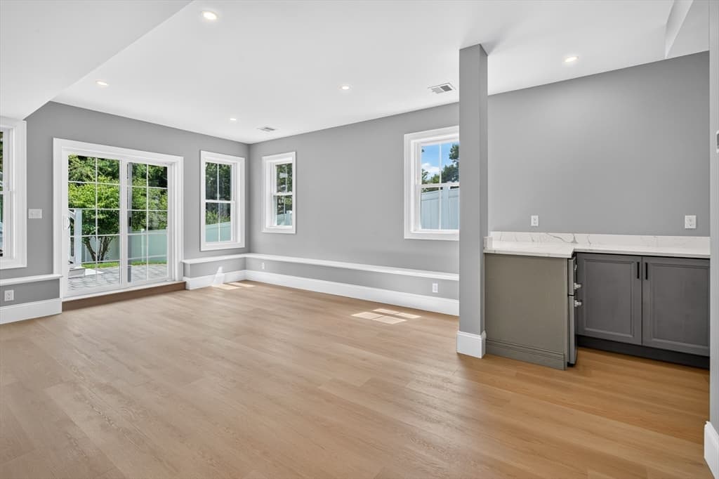 15 Milner Street, Waltham MA 02453 photo 30