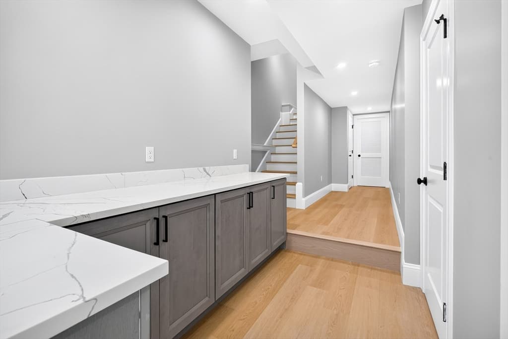 15 Milner Street, Waltham MA 02453 photo 33