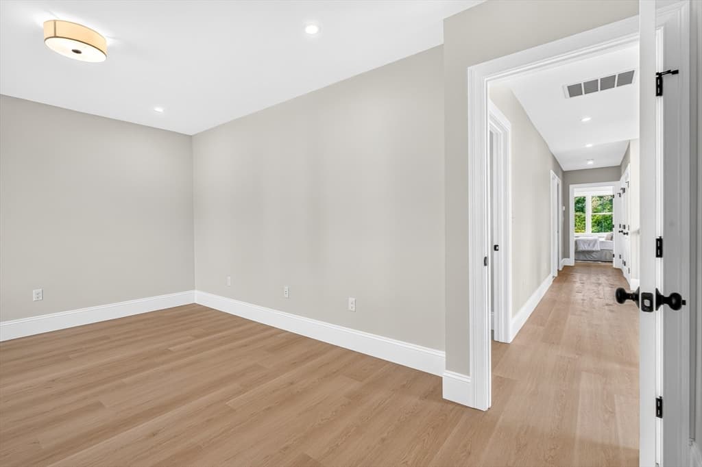 15 Milner Street, Waltham MA 02453 photo 19