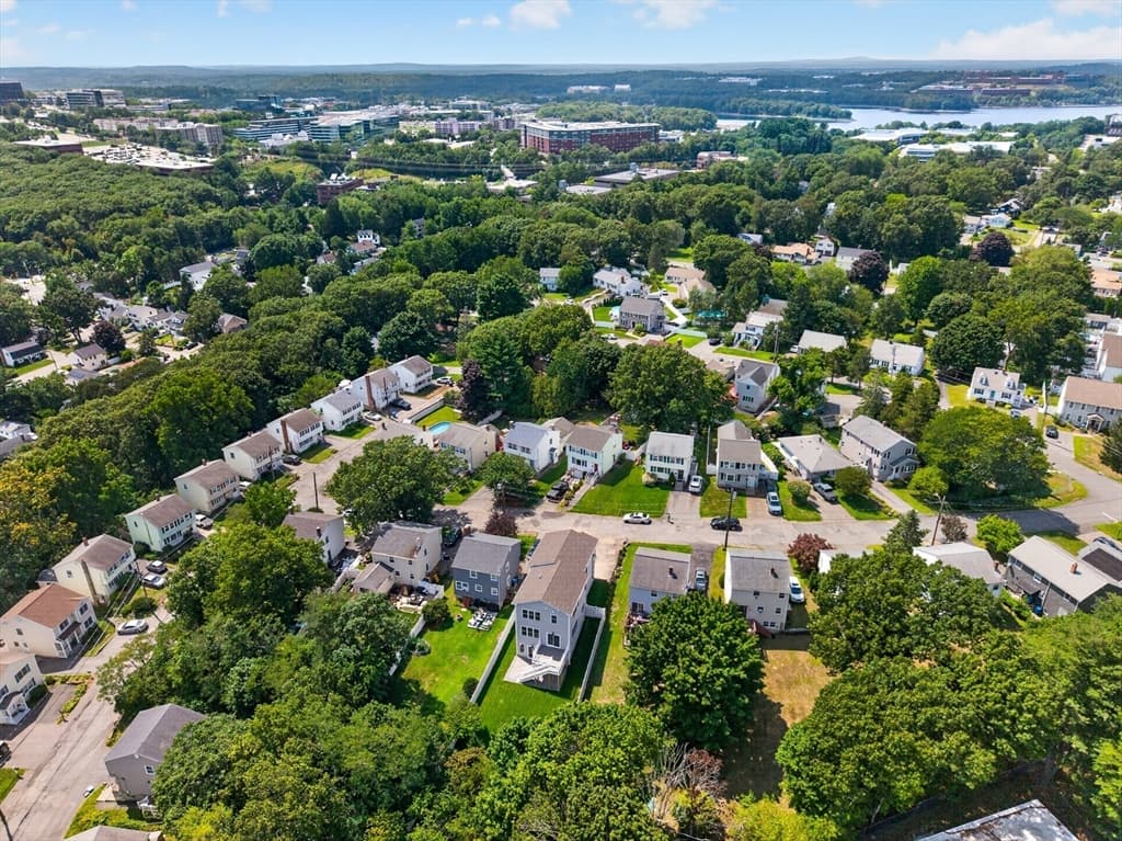 15 Milner Street, Waltham MA 02453 photo 40