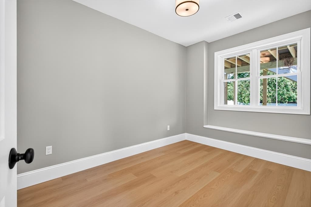 15 Milner Street, Waltham MA 02453 photo 35