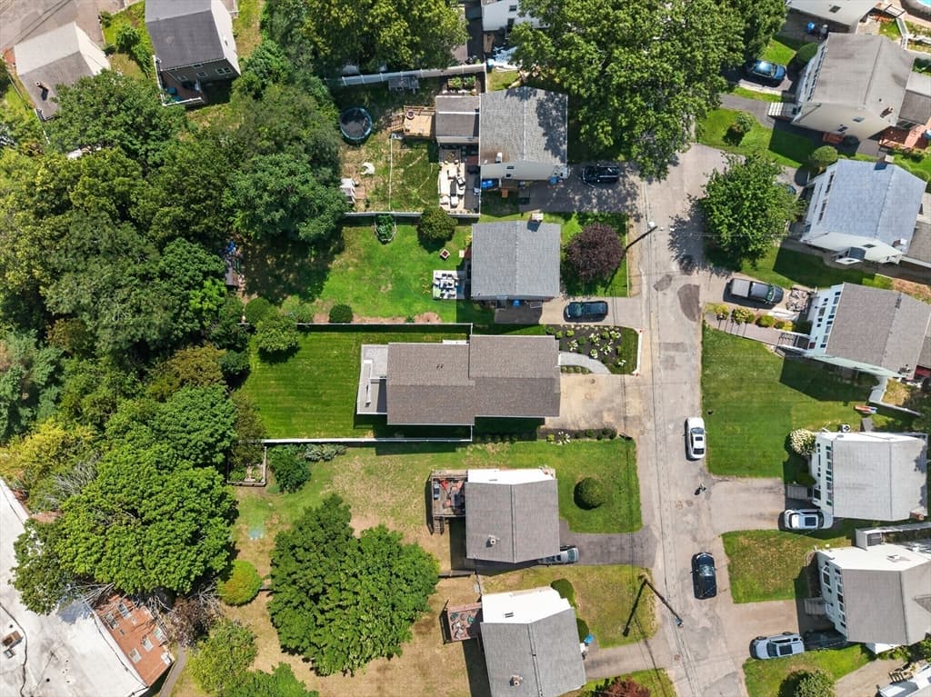 15 Milner Street, Waltham MA 02453 photo 39