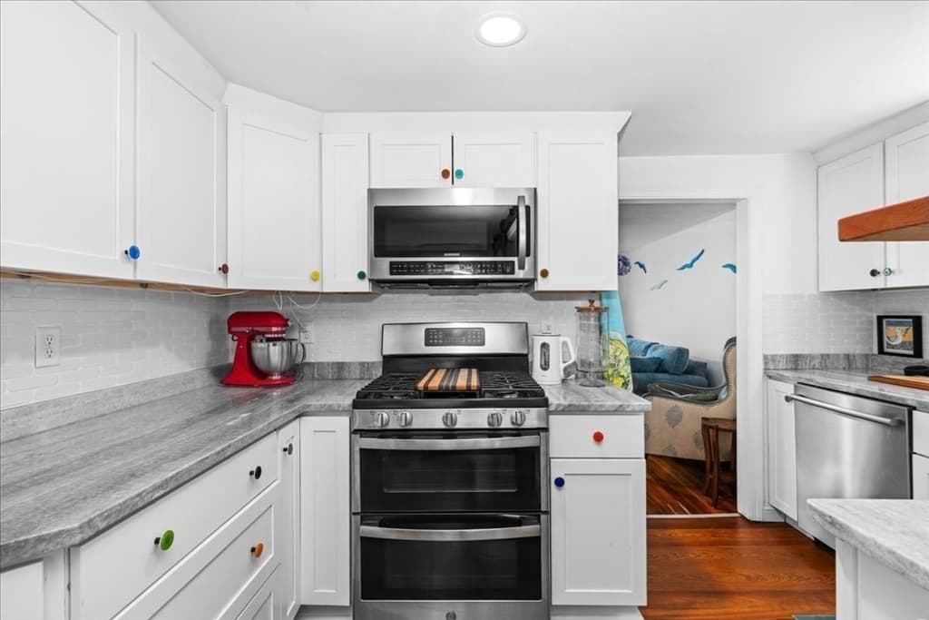 147 Sycamore St, New Bedford MA 02740 photo 7