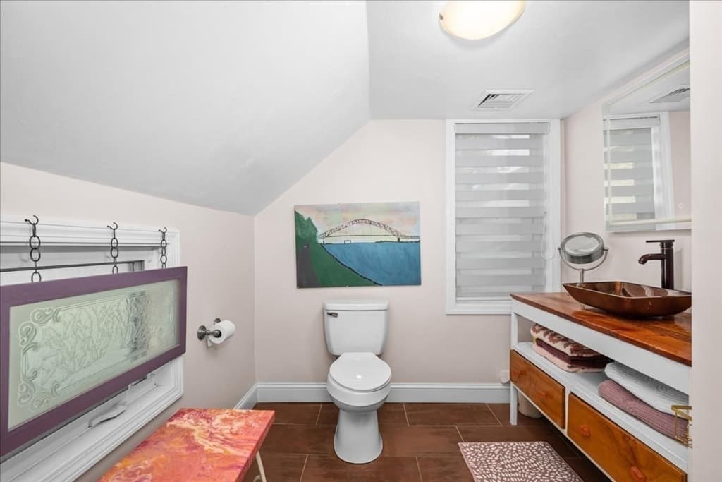 147 Sycamore St, New Bedford MA 02740 photo 14