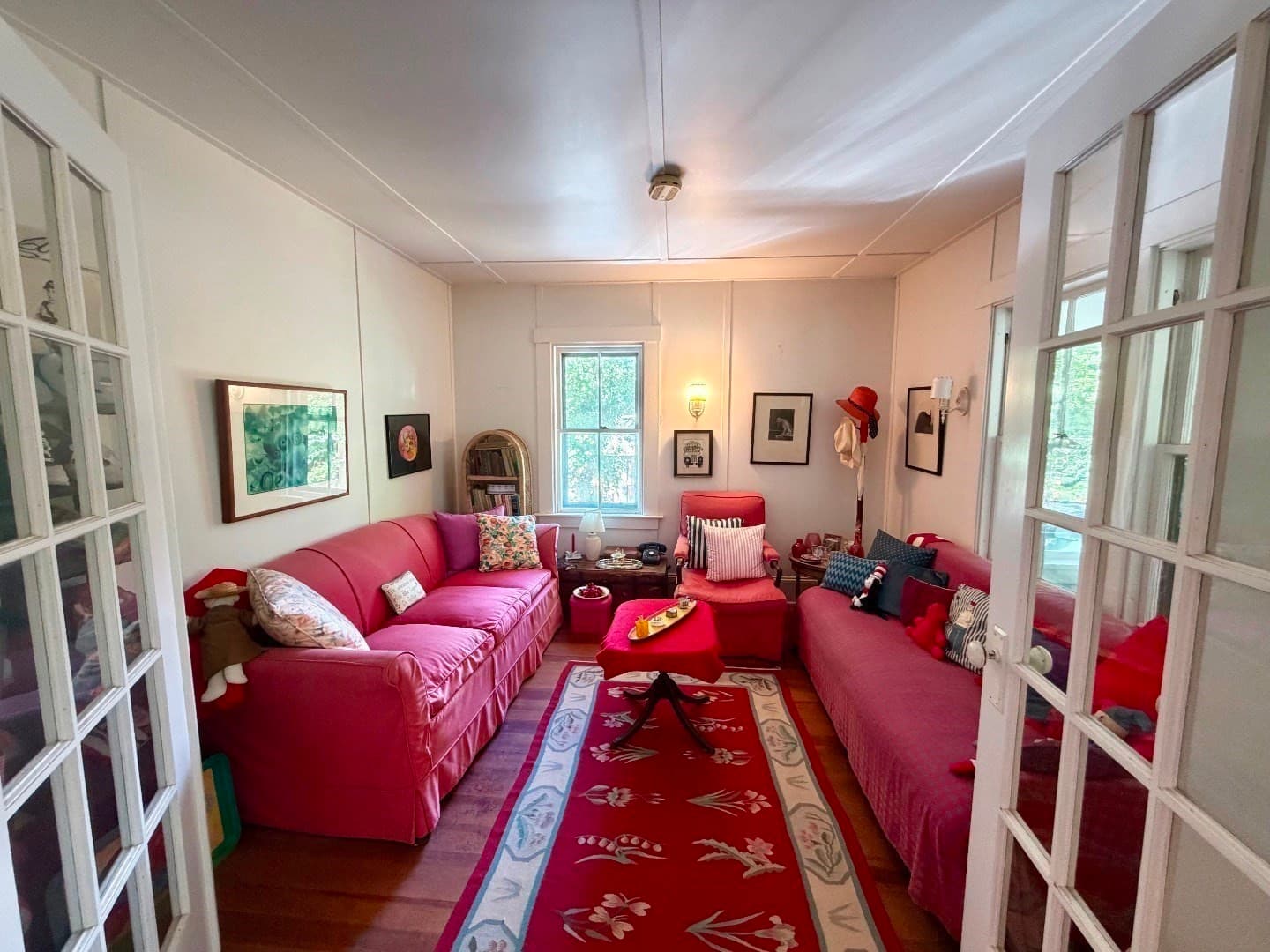 Single Family Residence at 528 Main Street, Tisbury MA 02568, photo 13 of 31