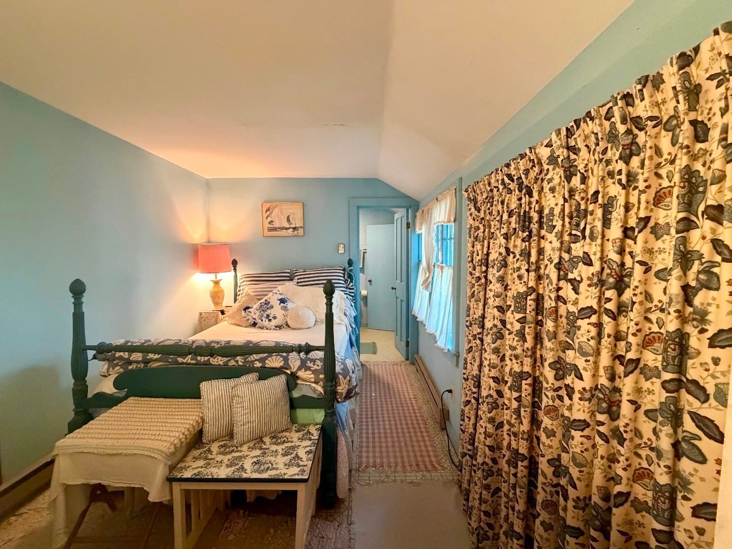 Single Family Residence at 528 Main Street, Tisbury MA 02568, photo 22 of 31