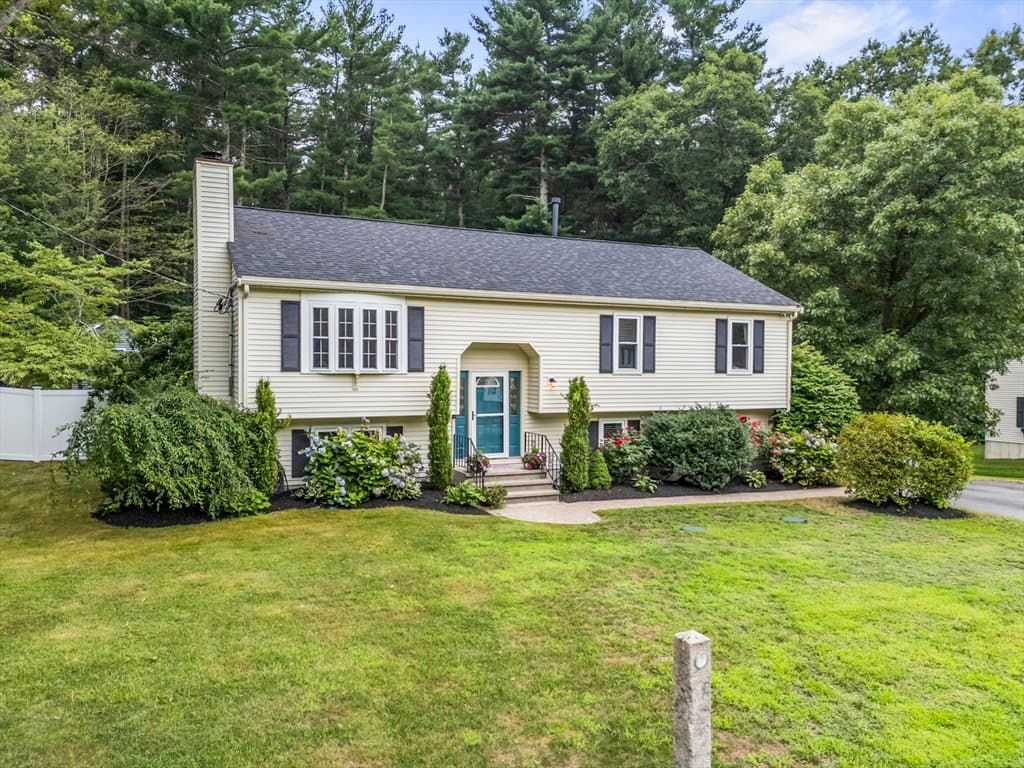 148 Rachel Dr, Taunton MA 02780 photo 14