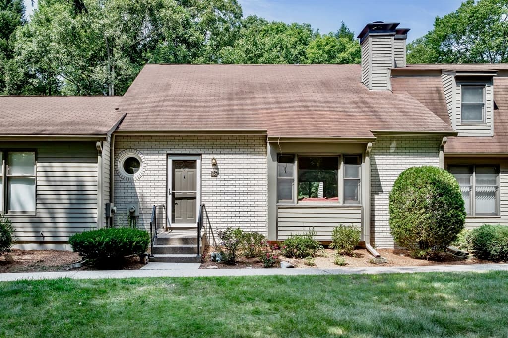 419 Southwick Road # 70, Westfield MA 01085